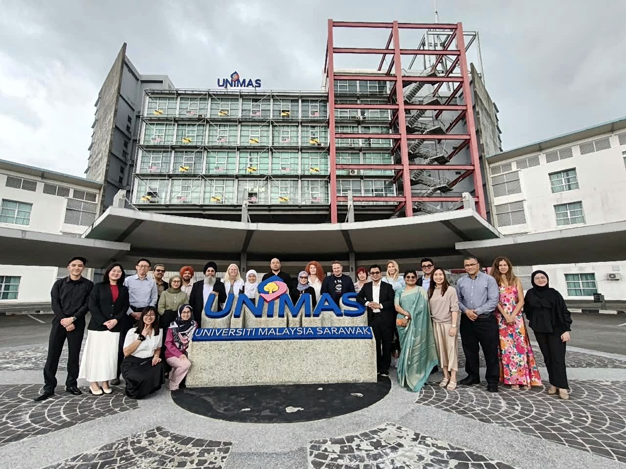 MFDPŠ na mednarodni konferenci projekta Erasmus+ Open Asia v Maleziji